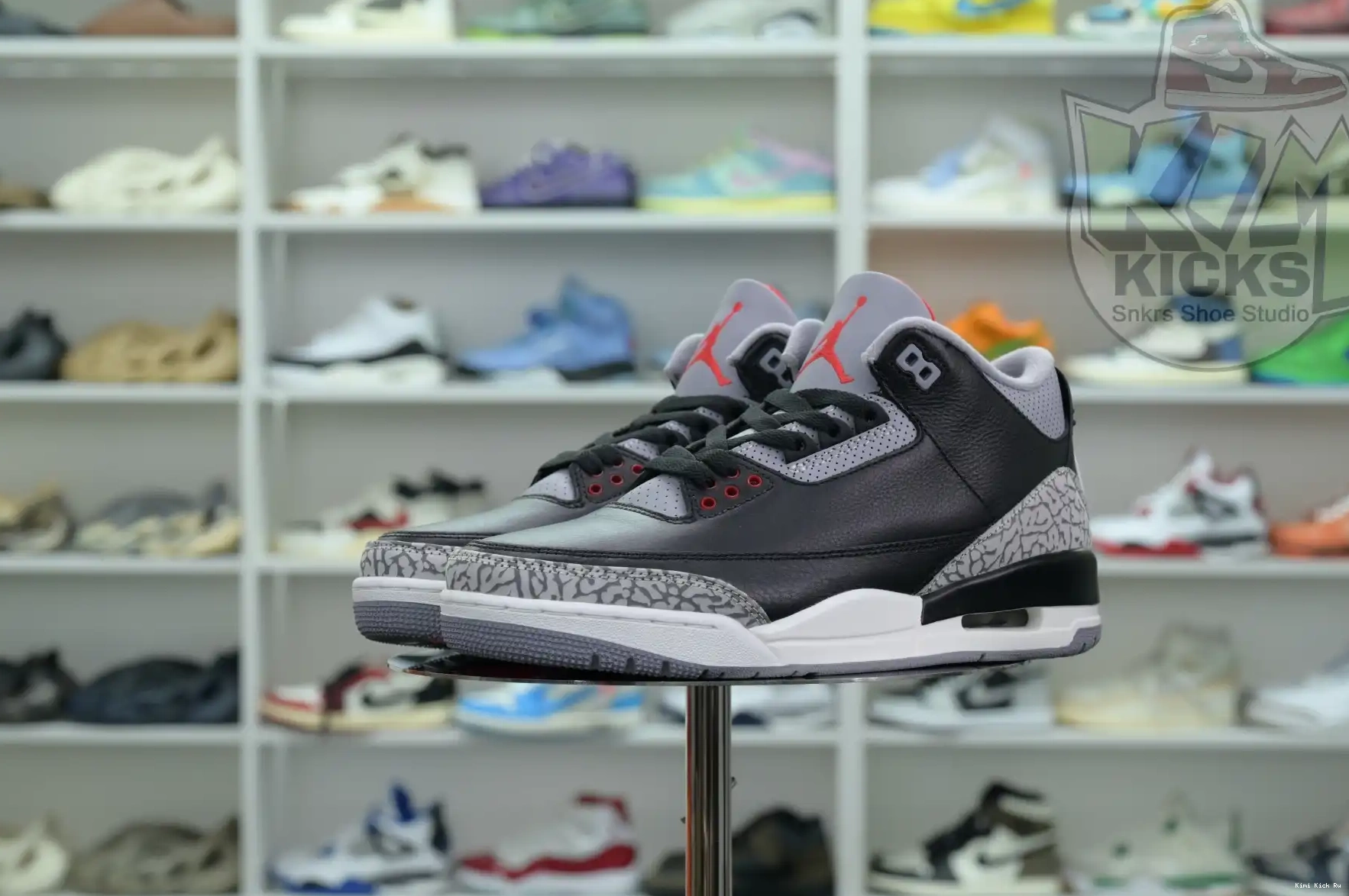 Kimikick Jordan Air Reimagined” 3“Black Cement 0822
